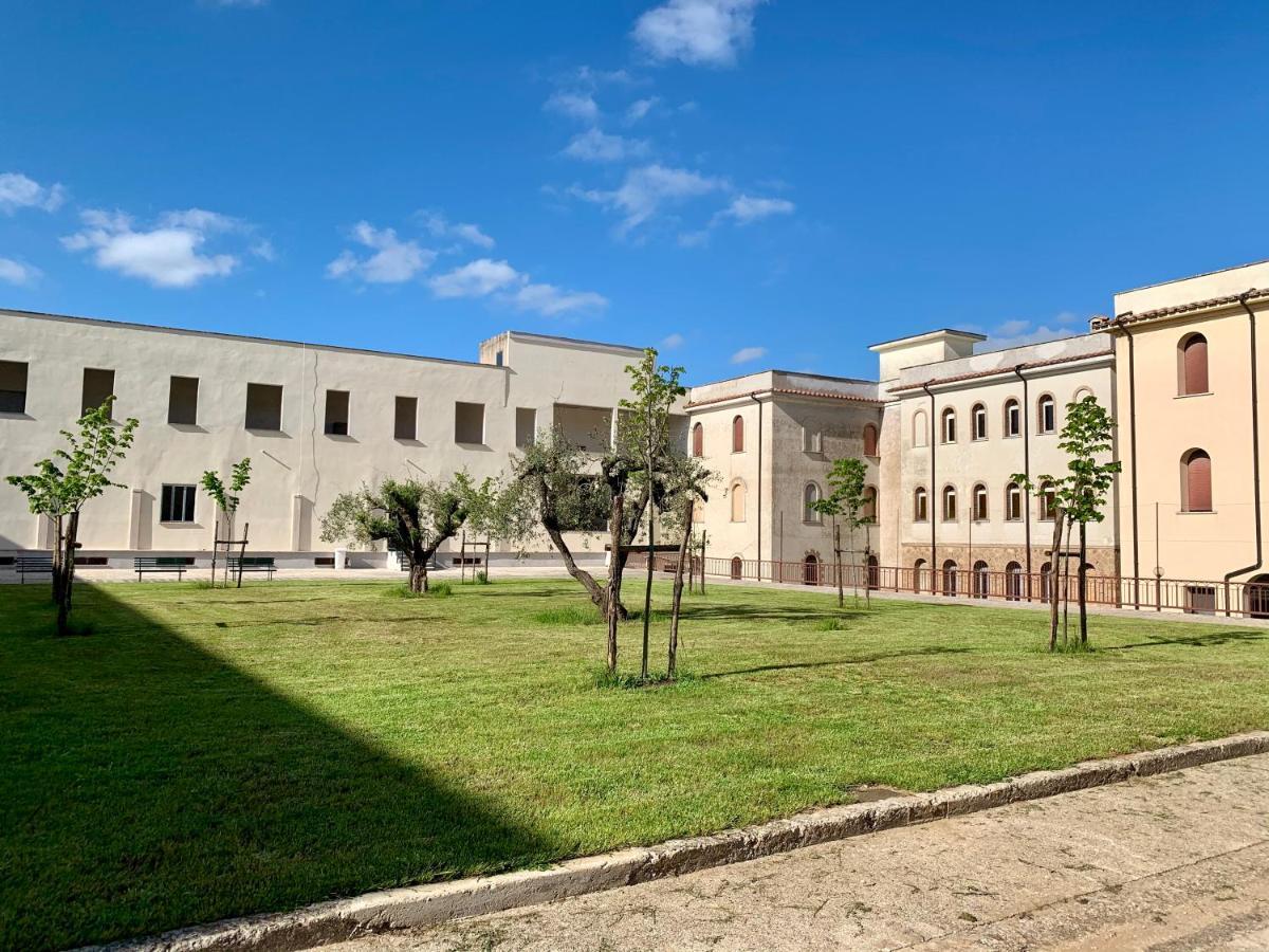 Отель Monastero San Vincenzo - Casa Per Ferie Bassano Romano Экстерьер фото